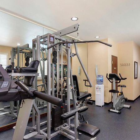Best Western Plus Crown Colony Inn & Suites Lufkin Exterior photo