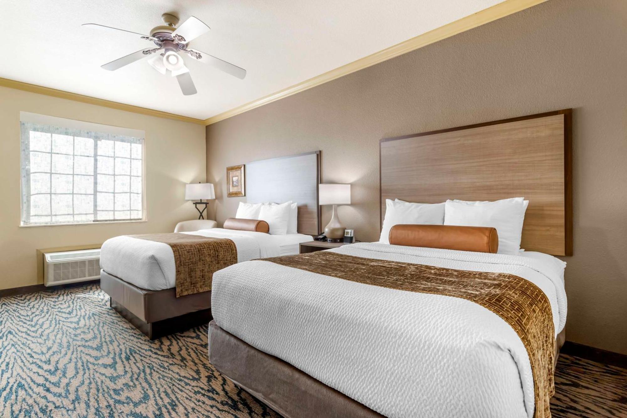 Best Western Plus Crown Colony Inn & Suites Lufkin Exterior photo